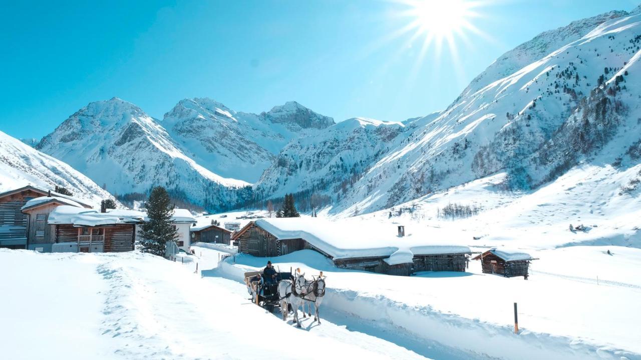 Alpine Hotel