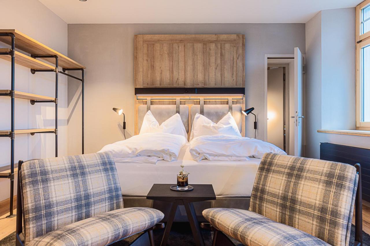 Alpine Hotel